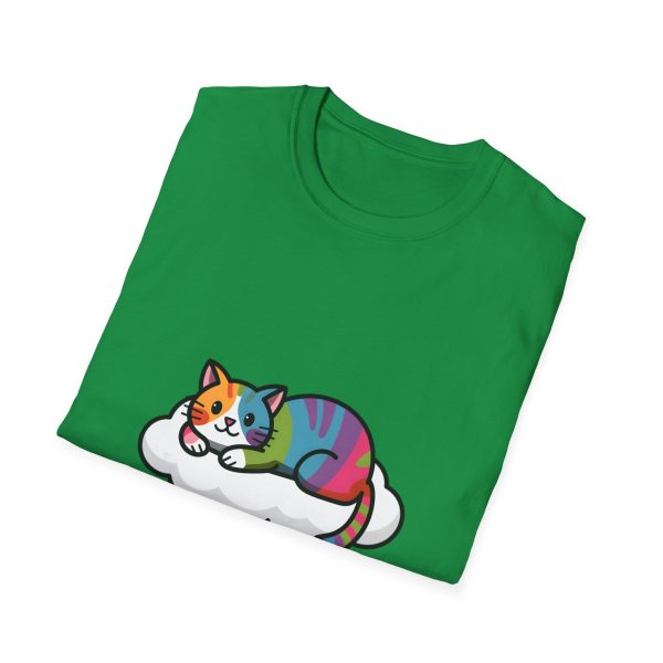 Tshirt LGBTQ+ chat allongé sur un nuage design mignon et apaisant pour célébrer l'amour et la diversité dans la communauté LGBTQ+ t-shirt - Image 88